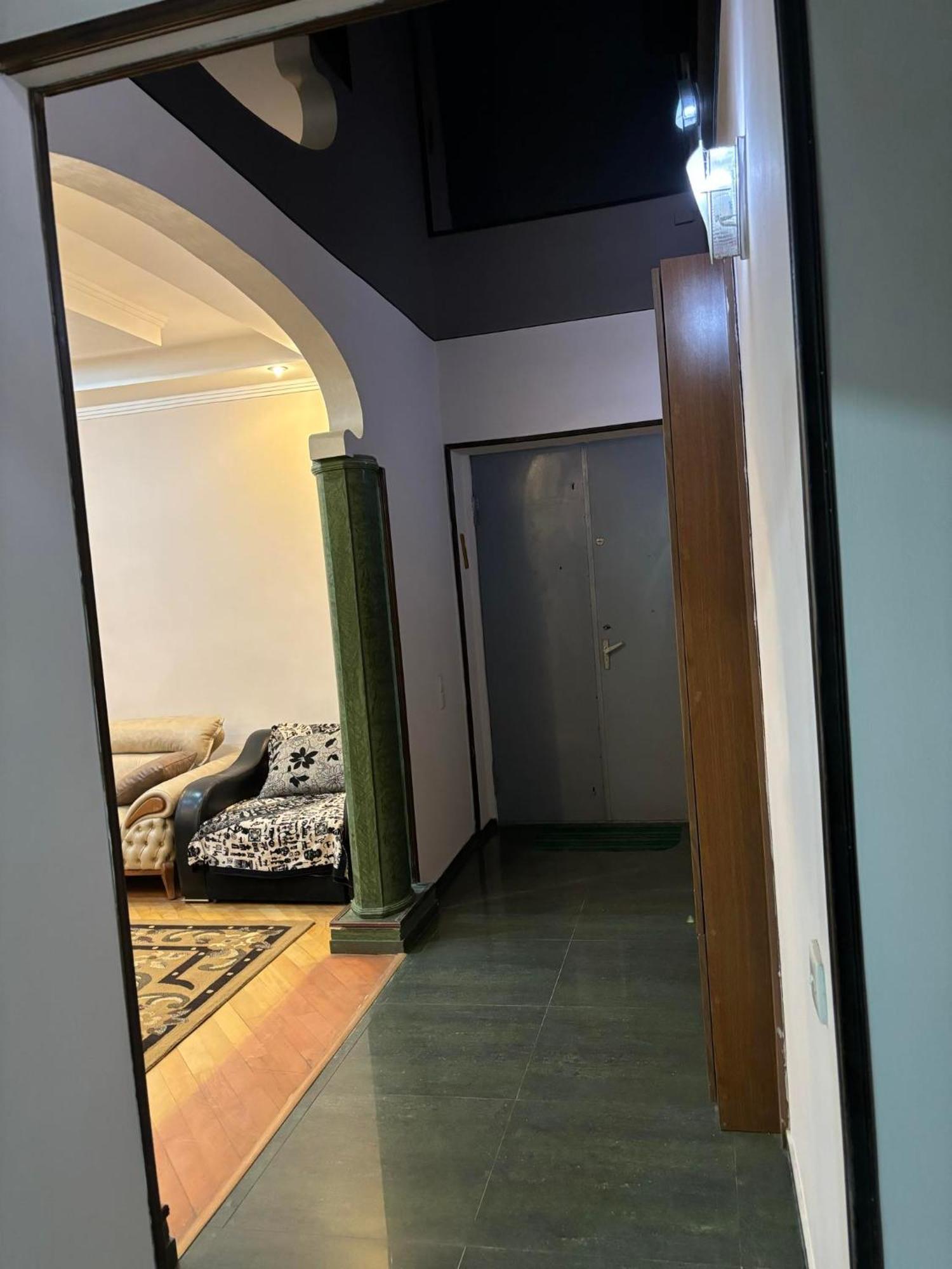 Apartment On Sanapiro Tbilisi Buitenkant foto